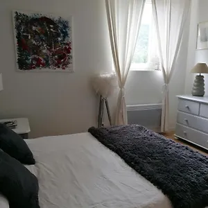 https://au-tilleul.hotels-rhonealpes.com